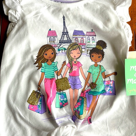 Cynthia rowley T-shirt beautiful picture on front. - Picture 2 of 5